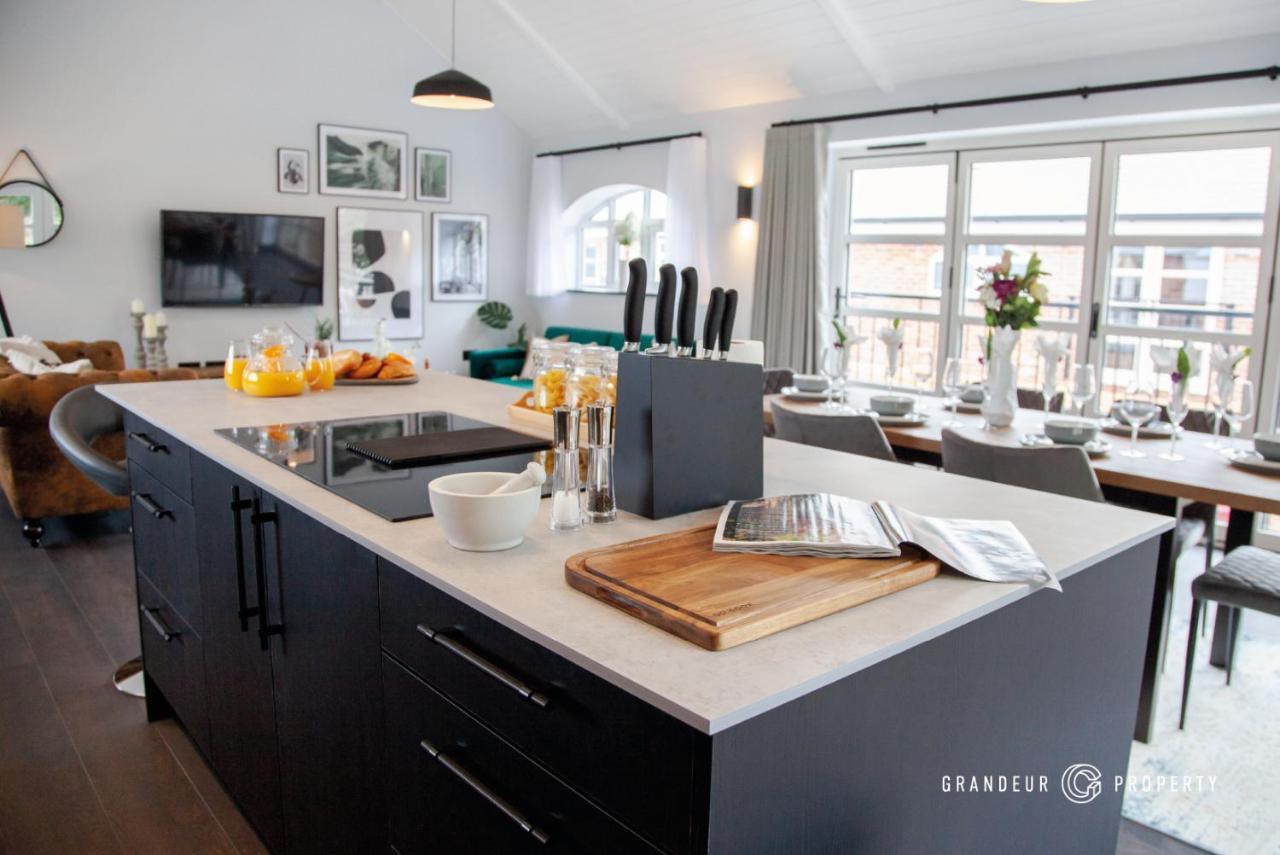 The Gatehouse By Grandeur Property Poole Exteriér fotografie